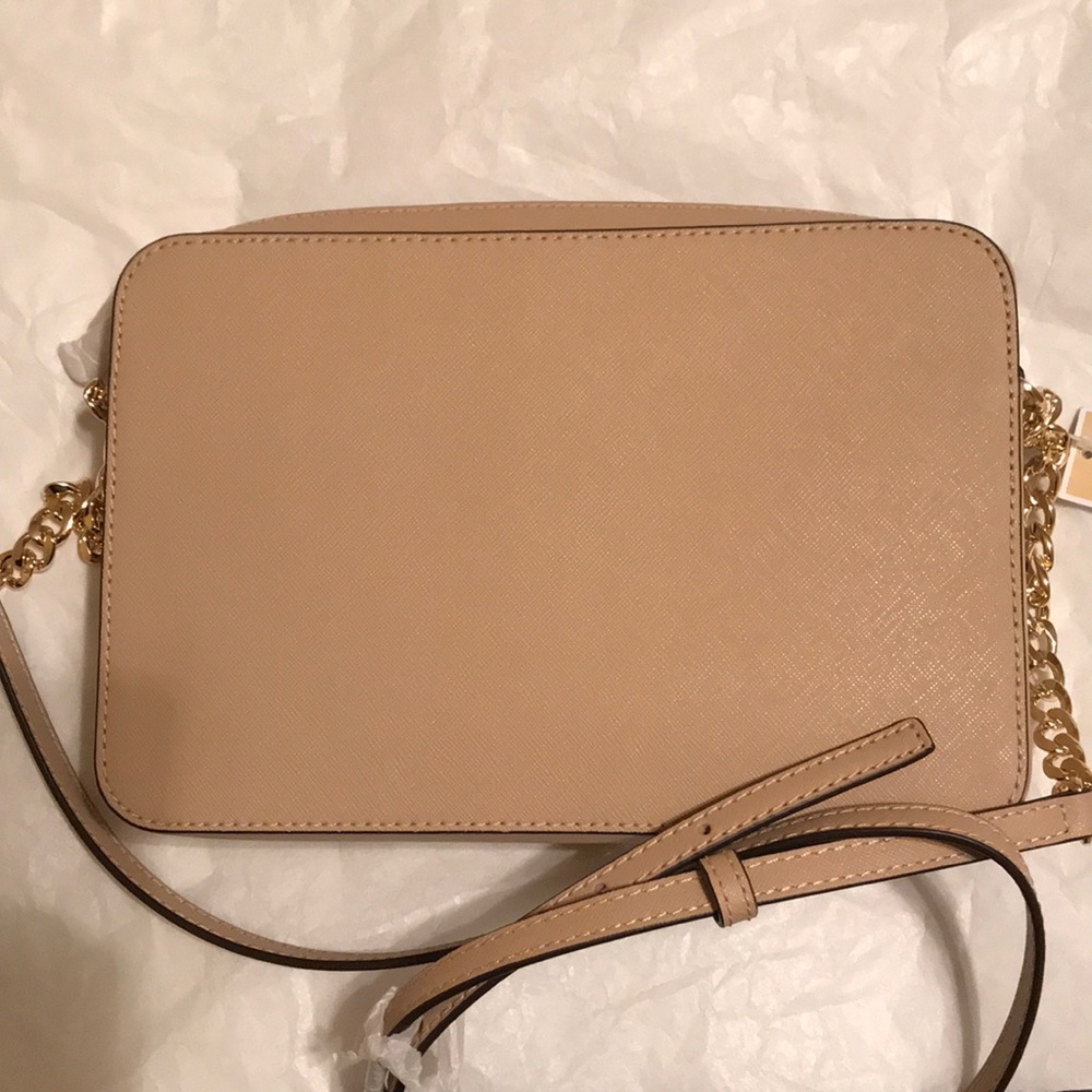 Michael Kors Leather shoulder bag - Picture 4 of 6